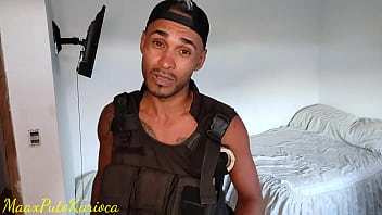 Preview 1 of Church Nuns Sex - Policial safado ,  se masturbando e jogando muito leite fora .