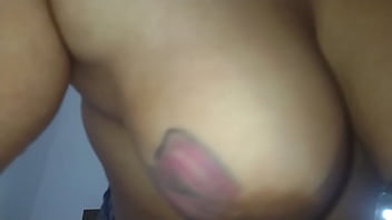 Preview 3 of Caines Bf - MARY BUTTERFLY exibindo as tetas pra quem curte,  v&iacute_deo detalhado das Tetas em v&aacute_rios &acirc_ngulos EM C&Acirc_MERA LENTA