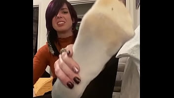 Preview 1 of Con Novio - Girl Wears Same Socks For 5 Days Straight