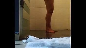 Preview 4 of 60535videomp4 J - Madura en ducha