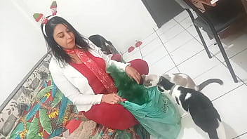Preview 1 of Ponrxxxx - Sarah Rosa │ Minha Primeira &Aacute_rvore de Natal!