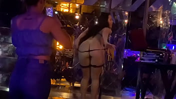 Preview 3 of Poitou Porn - Show de sexo ao vivo lesbo.   Karen oliver e Bartira luz