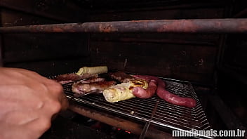 Preview 1 of Son Needs Mom - Churrasco com lingui&ccedil_a,  picanha e muita putaria!