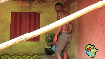 Preview 3 of Teen Sex Buss - My witchcraft girlfriend fucked me while having my siesta(Hafrican Toto)
