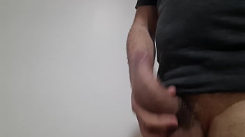 Preview 4 of Babysitter Sell - Alisando meu pau