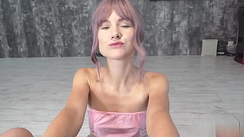Preview 1 of Earned Extra Money - Gorgeous Girlfriend Gently Sucks My Big Dick,  Balls and Swallows Cum