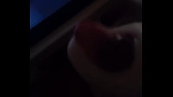 Preview 2 of Busy Japanese Mom - viendo xvideos y masturbandome