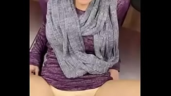 Preview 1 of Xbxxcx - Who is she?