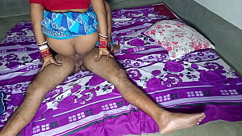 Preview 3 of Budakmelayu 18tahun - बड़ी बहन ने मुठ मारते हुए पकड़ा फिर खुद ही चूत चुदाई XXX Indian Fuck