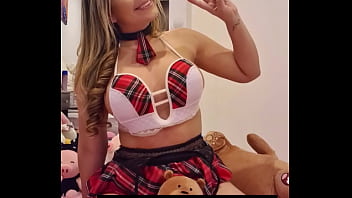 Preview 4 of Cutie Has Some Fun - Fotinhas e video de colegiala no link do video