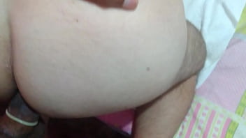 Preview 4 of Venezuela Lizz - Arrombando meu urso