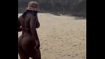 Preview 2 of Not Boy - PROSTITUTA COLOMBIANA BIKINI
