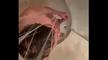 Preview 2 of Xxx Indan Bhabhi - Masturbarmi in doccia &egrave_ un bellissimo piacere