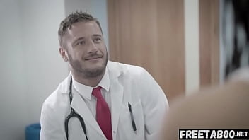 Preview 2 of Hindi Sxy Vidoes - Ebony Athlete Kira Noir Gets Tricked Into Sex By Perv Doctor Without Knowing - Full Movie On FreeTaboo.Net