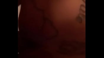 Preview 1 of Salt In Girl - en mi cama caliente