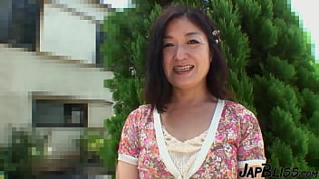 Preview 1 of 1 Huor - Japanese MILF Gets A Creampie