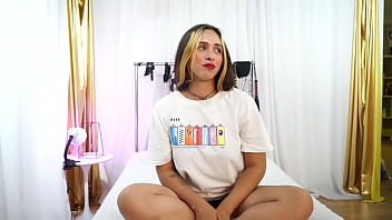 Preview 1 of Harrar Sex Deth - Music and its power in sexuality. Salo shows how it works on her own body