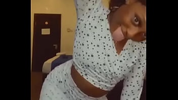 Preview 3 of Dese Xsx - Horny gurl rocks her pussy
