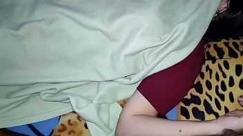 Preview 1 of Giuliana Farfalla - Me follo a mi linda chica cuando no hay nadie en casa,  le meto mi polla en la boca mientras ella esta tomando una siesta,  despues me la follo sin que me pueda ver