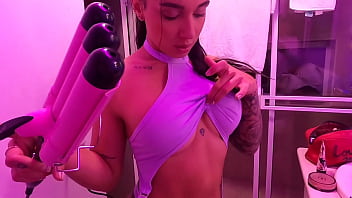 Preview 4 of Smeny Videos - Learn to make yourself beautiful,  hot,  and sexy with Dany Jimenez. The beautiful Colombian model in her privacy
