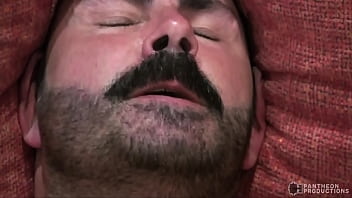 Preview 1 of Zug Pissen - Real Men Vol 34 - Bear Week Spain 2015