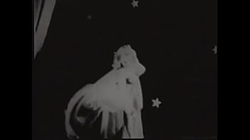 Preview 2 of Heavyweight Ass - Babe in costume Marilyn Monroe strips for public in 60s porn on stage