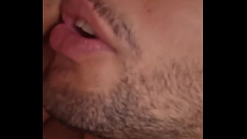 Preview 4 of Dlm Prno - Rabudo dando seu rab&atilde_o e gozando com muita vontade