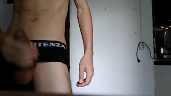 Preview 1 of Xxx Vidio Sister Broter Japanes - voc&ecirc_ quer leitinho? punhetando ate sair leite
