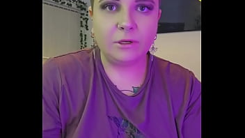 Preview 2 of Schoolgirl Vaught - My make-up&#039_s shit anyway React if you see me! ️