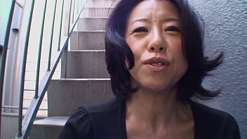 Preview 1 of Xxx Nokrani Ka - Fucking sexy japan milf