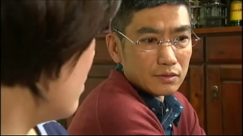 Preview 1 of Step Dad Teach Self Defence - 【ヘンリー塚本】昭和ロマンチシズム 娘の肉体 (からだ) 親父も／兄貴も狂う「結婚前夜 父と娘の最後の夜」