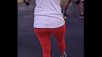 Preview 3 of Russian Hindi Dubbed - Domingo &eacute_ dia de #gymlife