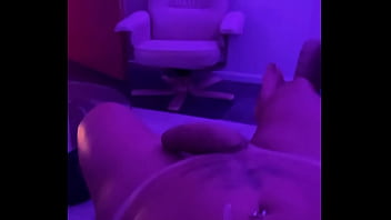 Preview 4 of Orgasm Cramps - Muito leite nessa manh&atilde_ fria na Su&iacute_&ccedil_a