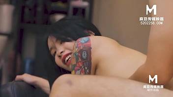 Preview 3 of Please Nasty Wild Old - 【国产】麻豆传媒作品/MDWP-0004理发院/精彩播放