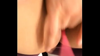 Preview 3 of Teen Cuite - Asian girl frigging herself