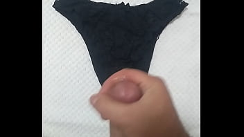 Preview 4 of Indian Nood Sex Apr 2015 - Gozando na calcinha da del&iacute_cia