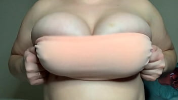 Preview 1 of Red Fox Lucy Li - Viens bouffer mes gros seins de salope et me donner ta bite