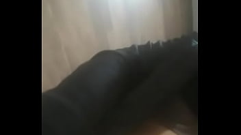 Preview 1 of Teen Playing Cock - Ba&ntilde_o oficina