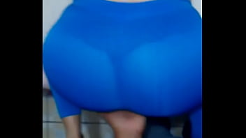 Preview 2 of Hd Big Tits Mom With Son - Mi culo otra vez en leggins