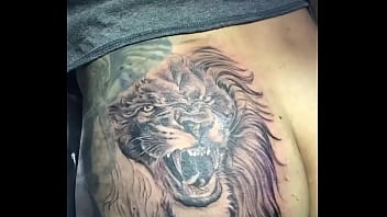 Preview 2 of Di Ferkosa Sadis - Tatuagem na bunda do lutador de MMA Allan Guerra Gomes