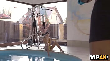 Preview 1 of Jabarjati Xxx Video - VIP4K. Svelte girl and her new swimming coach have interracial sex by pool