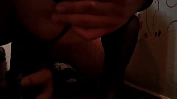 Preview 4 of Indian Randi Ka Fuck Zabardasti - Me masturbo con un pepino