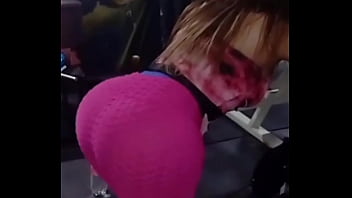 Preview 3 of Hentai Cumshot - ME ENCANTA CUANDO ME GRABAN EN EL GIMNASIO PORQUE ESO ME EXCITA