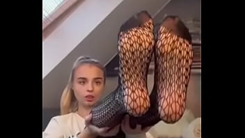 Preview 4 of Birthday Princess - Feet in tights 4