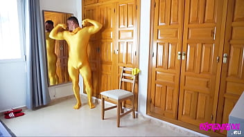 Preview 2 of Xxx Hay Com Tre Em - muscle man in zentai suit