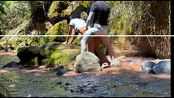 Preview 4 of Wash Room Shempoo Sex Xxx - PAREJA AMATEUR SE GRABA FOLLANDO CON SU HERMANASTRO EN EL RIO