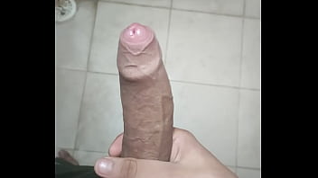 Preview 2 of Mom Bebs - Suck my big cock ladies(7.5 incher)