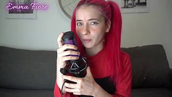 Preview 1 of Bang Bongs - Reaccionando al mejor porno argento (Bob Big Tula y Meg Vicious) - Emma Fiore