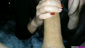 Preview 4 of Mature Sans Tabou - Mi cu&ntilde_ada se mete a mi cuarto cuando mi novia no esta y me la chupa hasta que eyaculo en su rica boca