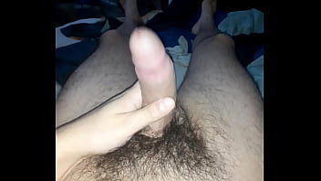 Preview 2 of Uyurken Zorla Sikis - Pija grande y peluda